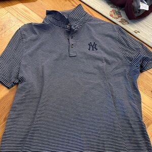 Vineyard vines Yankee polo shirt. Xl.